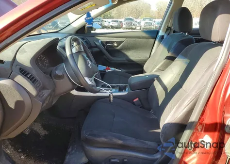 2014 Nissan Altima 2.5 from USA, damaged, VIN 1N4AL3AP1EN337401